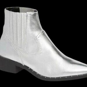STEVE MADDEN WOMENS JUKEBOX LEATHER POINTED TOE ANKLE, SILVER LEATHER Pull On